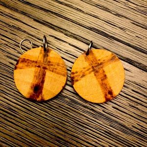 🌺Cross wooden circle earrings (3/$15)🌺
